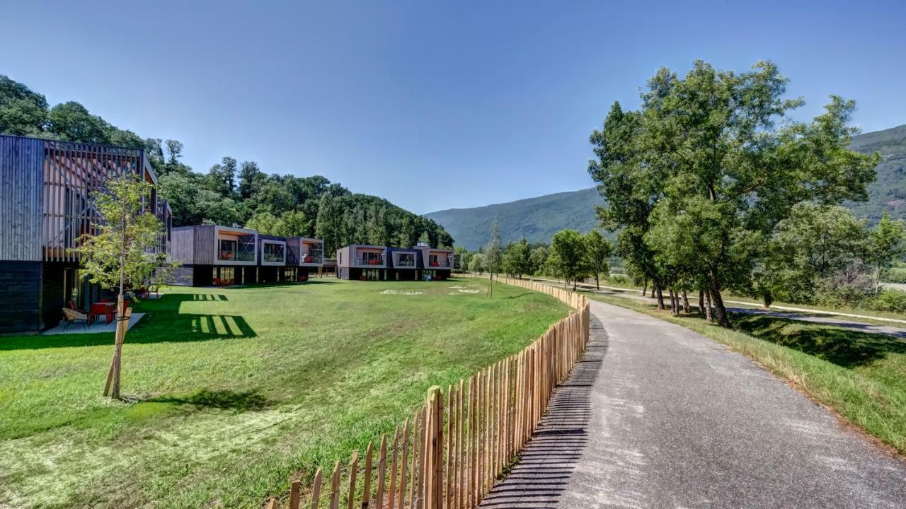 Vacanceole - Le Village Des Oiseaux Motz Екстериор снимка